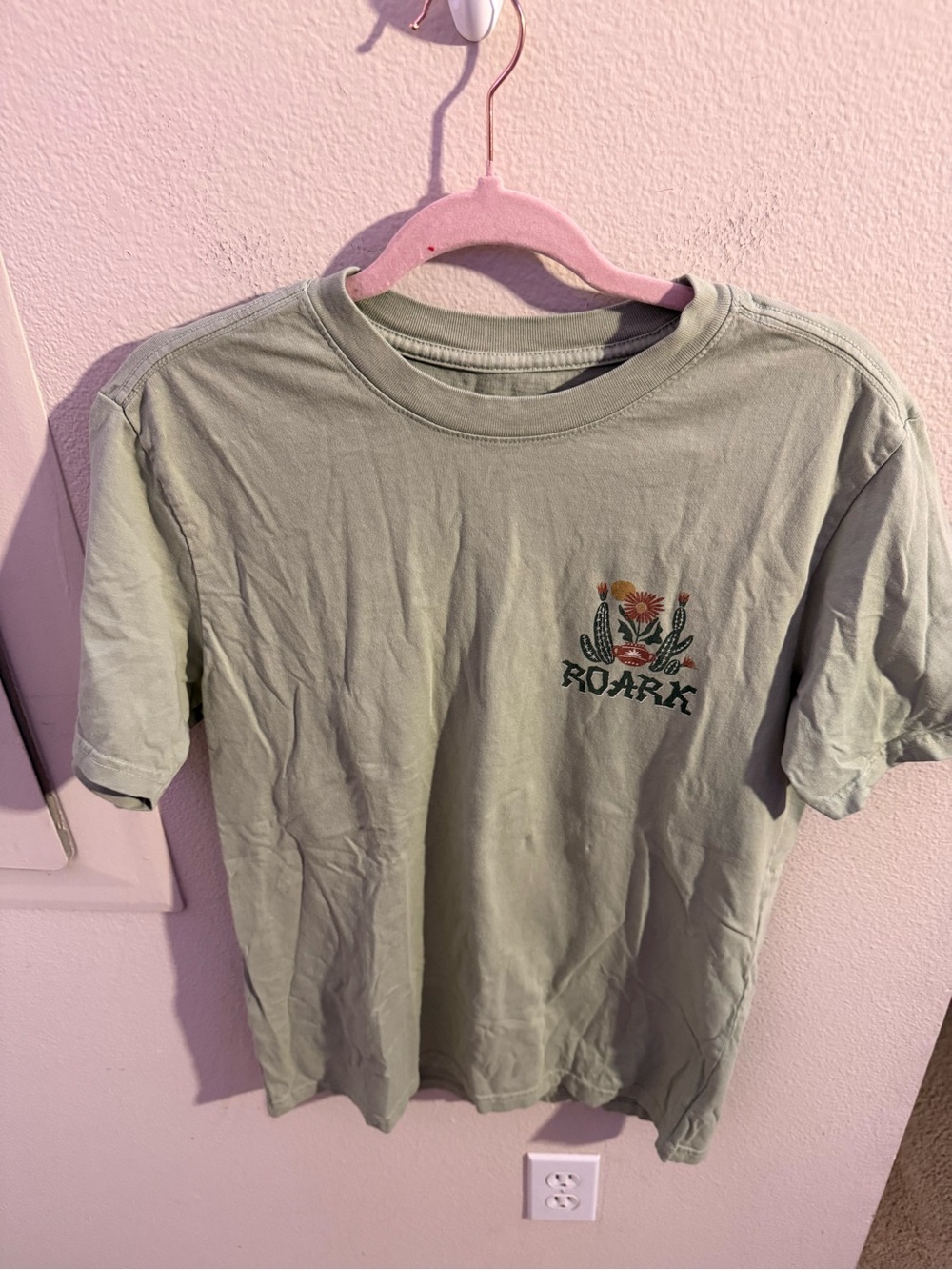 Roark Seek & Explore Desert Graphic T-Shirt Sage Green Men’s Small